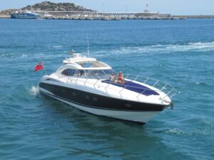 Sunseeker Predator