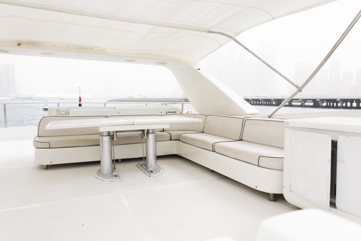 San Lorenzo Yacht