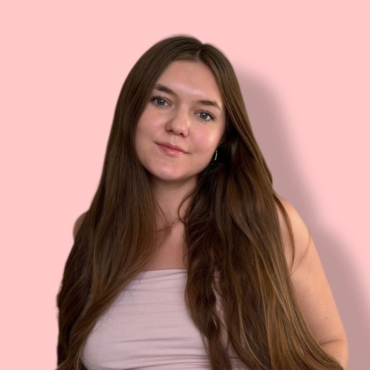 Angela Holm
