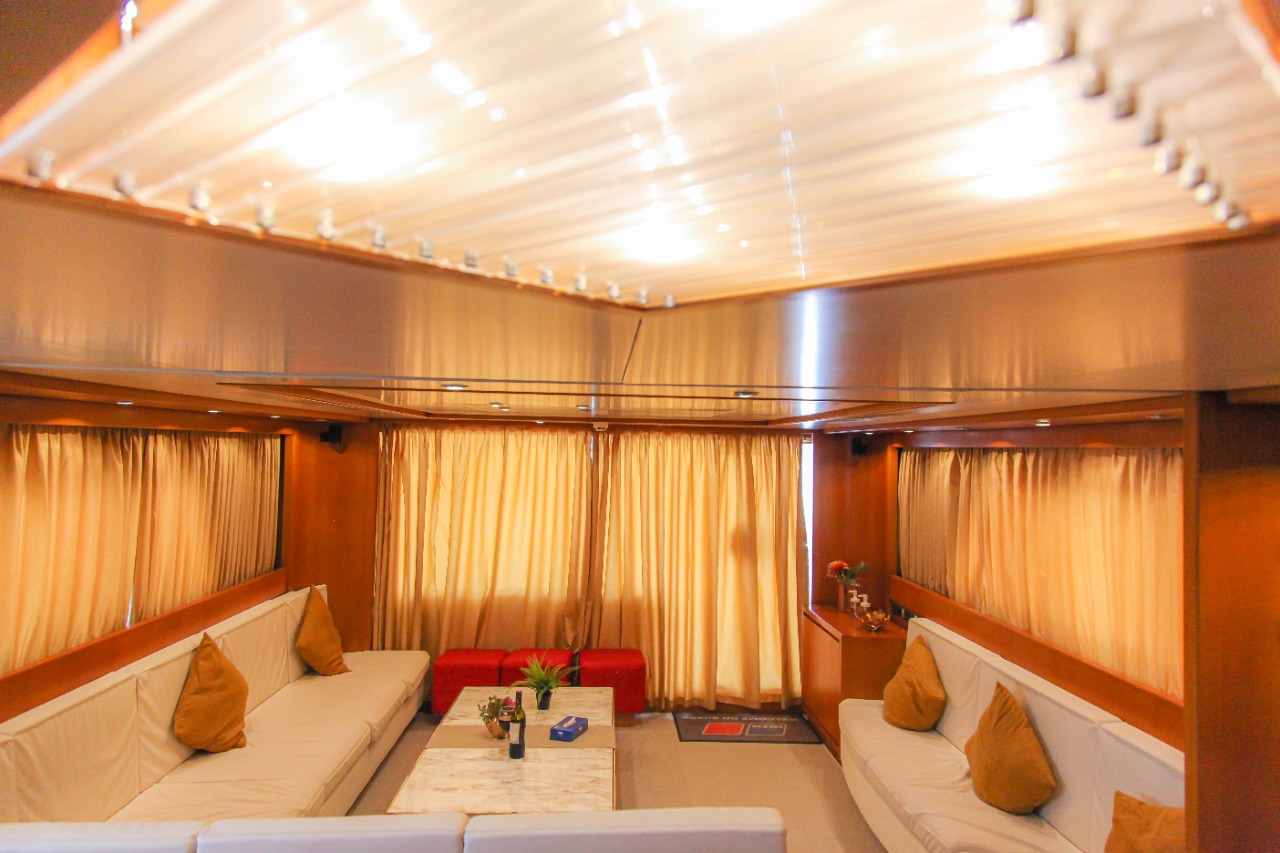 San Lorenzo Yacht
